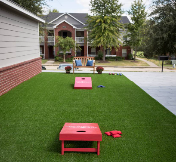 How To Use Outdoor Artificial Turf To Create An Extra-Useful Backyard Poway?